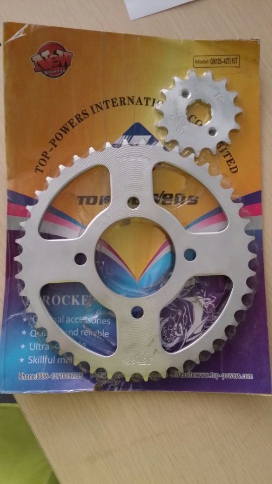 rear&inner sprocket GN125